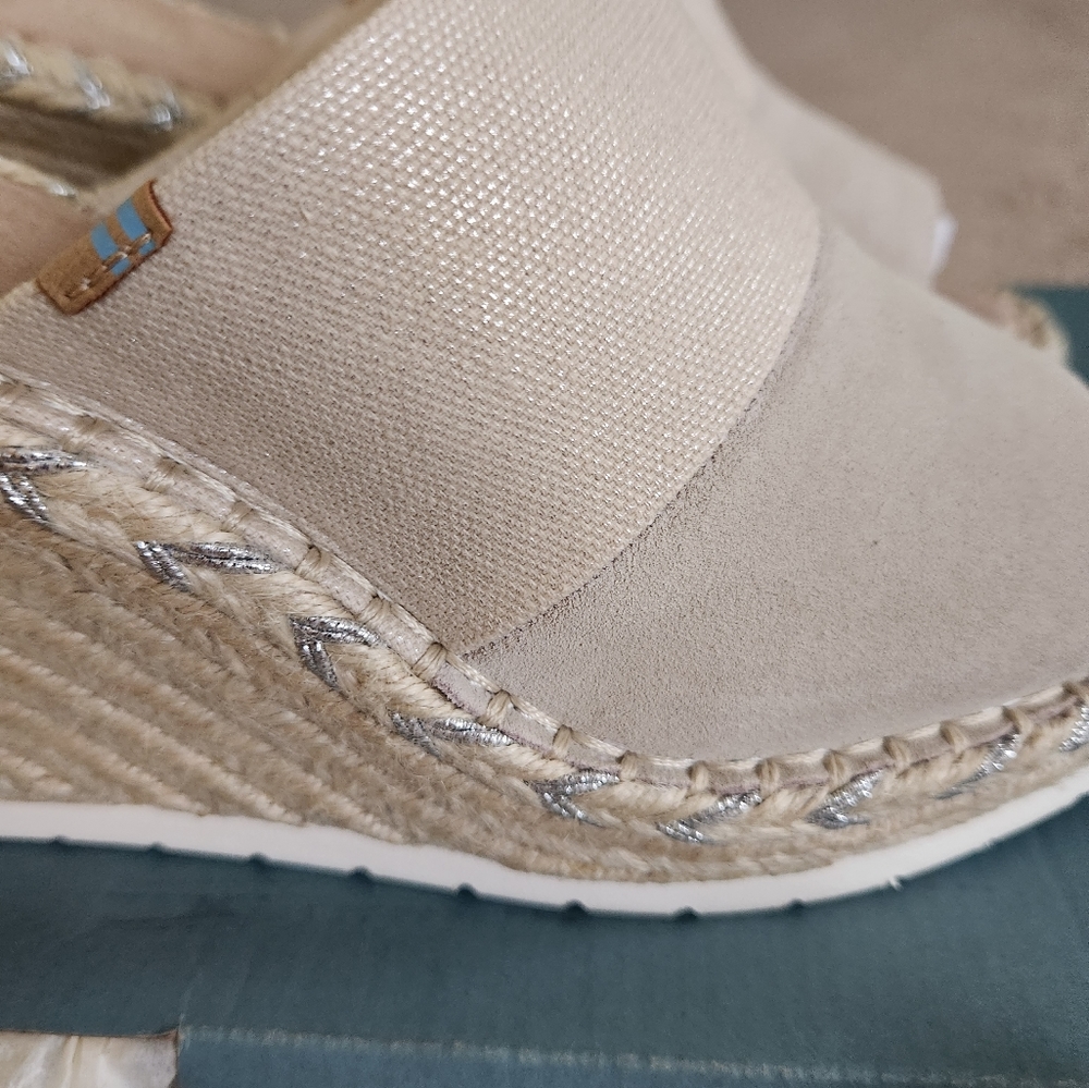 Toms Natural Slides